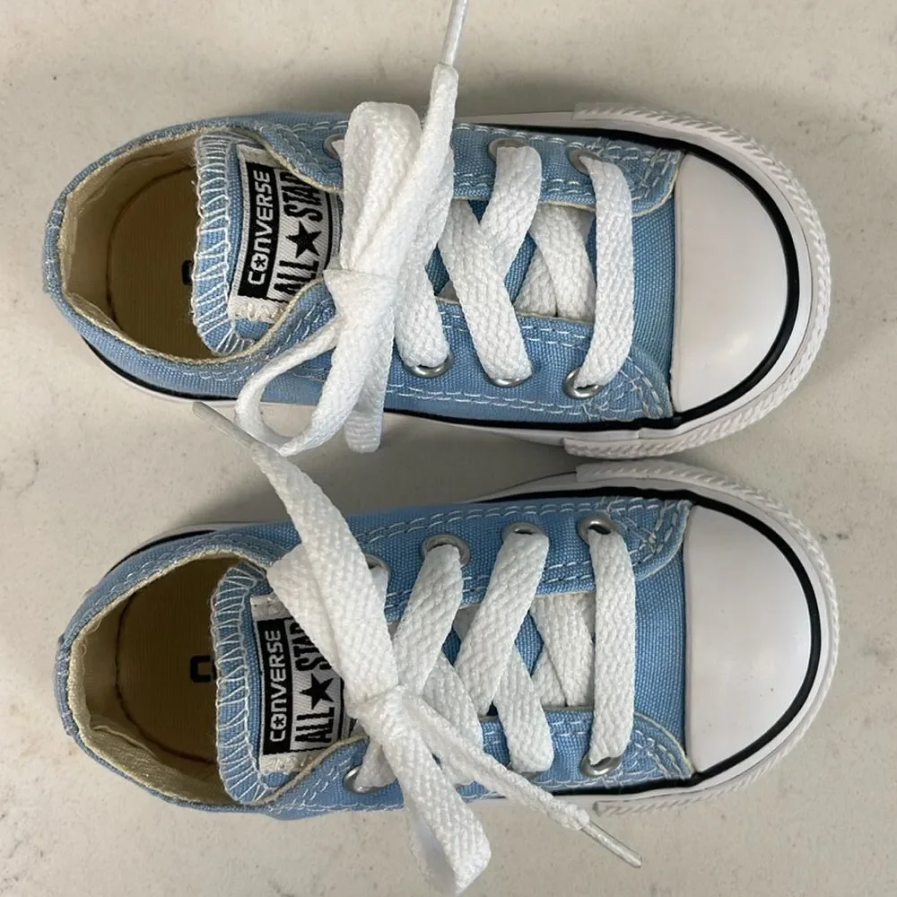 Converse Chuck Taylor All Star Lo Sneaker - Light Blue- Size 5